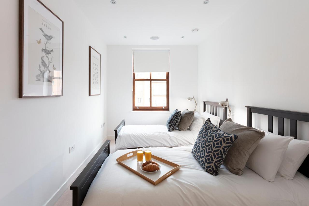 Hampden Apartments - The Charles ウィンザー エクステリア 写真