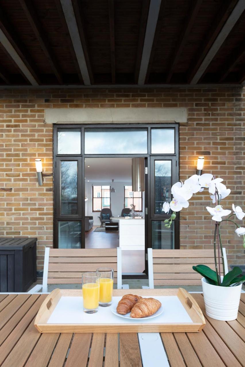 Hampden Apartments - The Charles ウィンザー エクステリア 写真