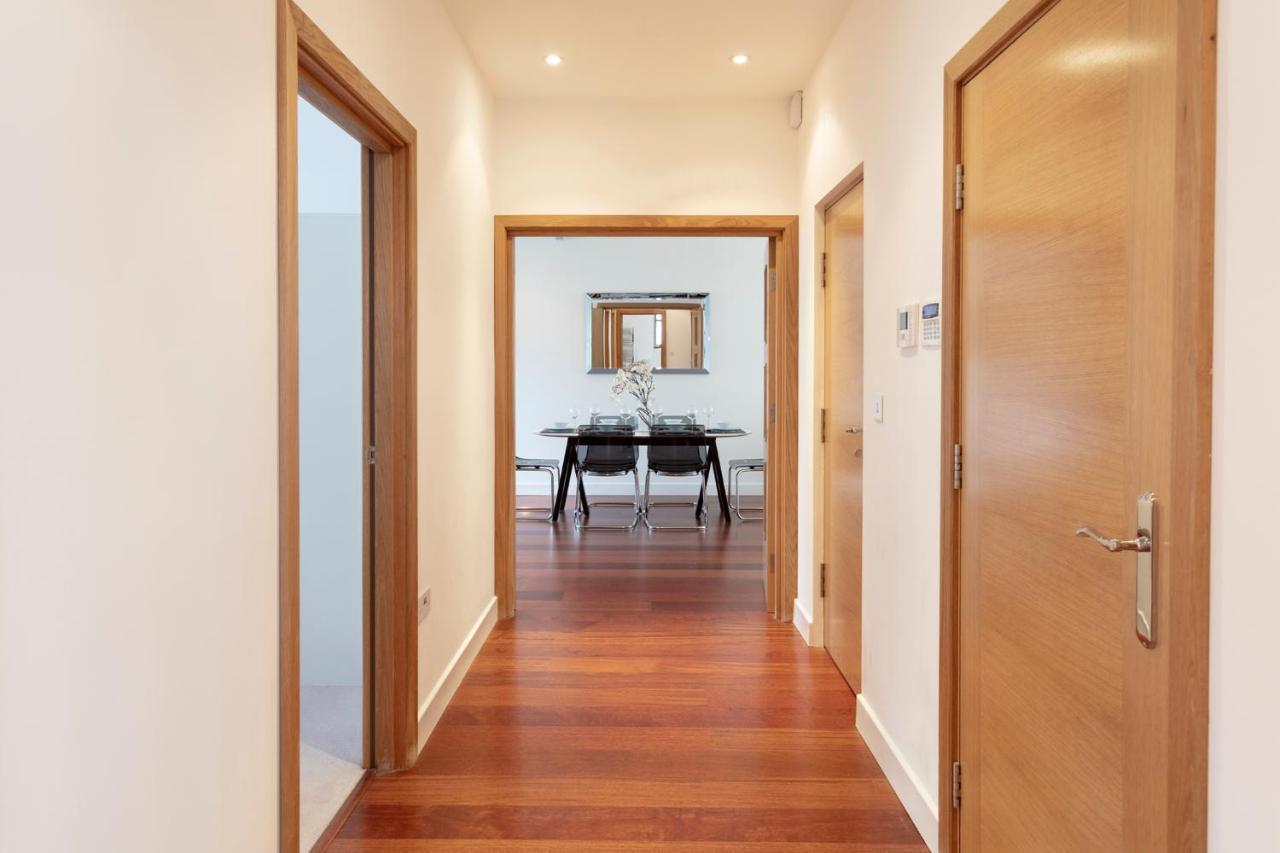 Hampden Apartments - The Charles ウィンザー エクステリア 写真